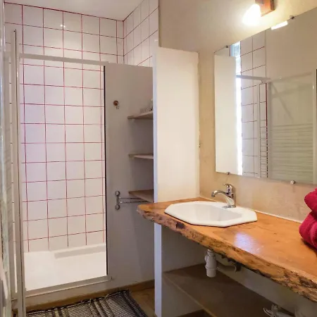 Spacious 6 Person With Pool Holiday home *